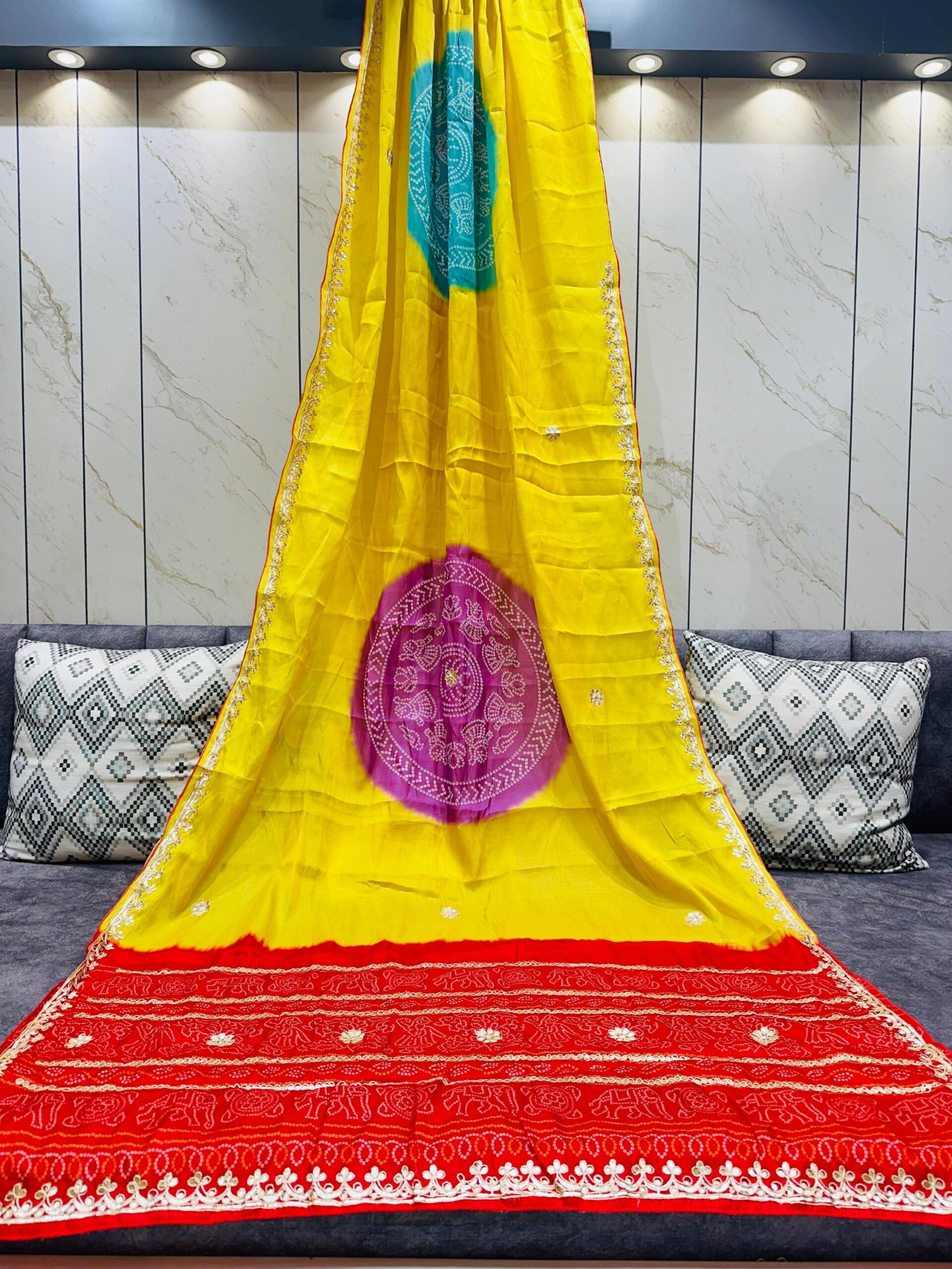 Beautiful Bandhani saree!!😍