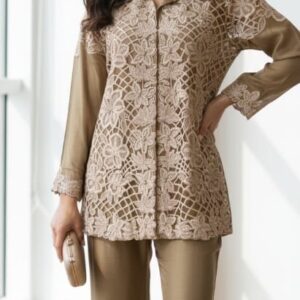 Elegant coord set in pure fabric!!