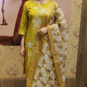 mustard Three piece suit ✨💛